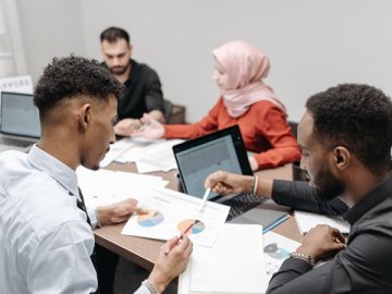 貝森銀行重啟企業(yè)開戶，加密與法幣賬戶重塑跨境資金合規(guī)路徑